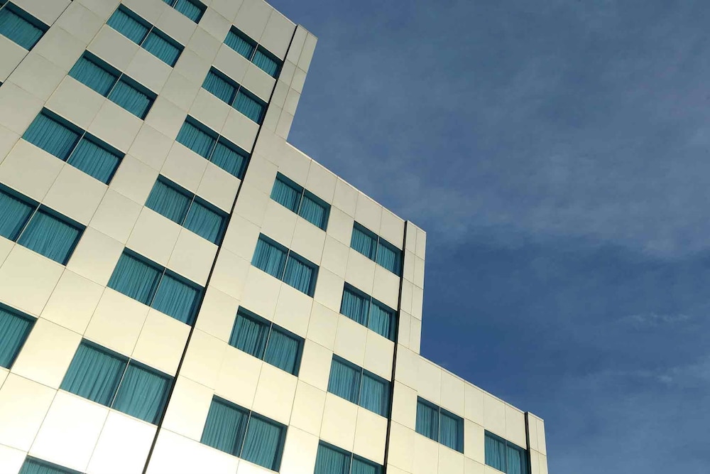 NOVOTEL BALIKPAPAN 7/74
