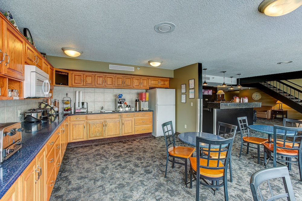 Western Inn 5/29