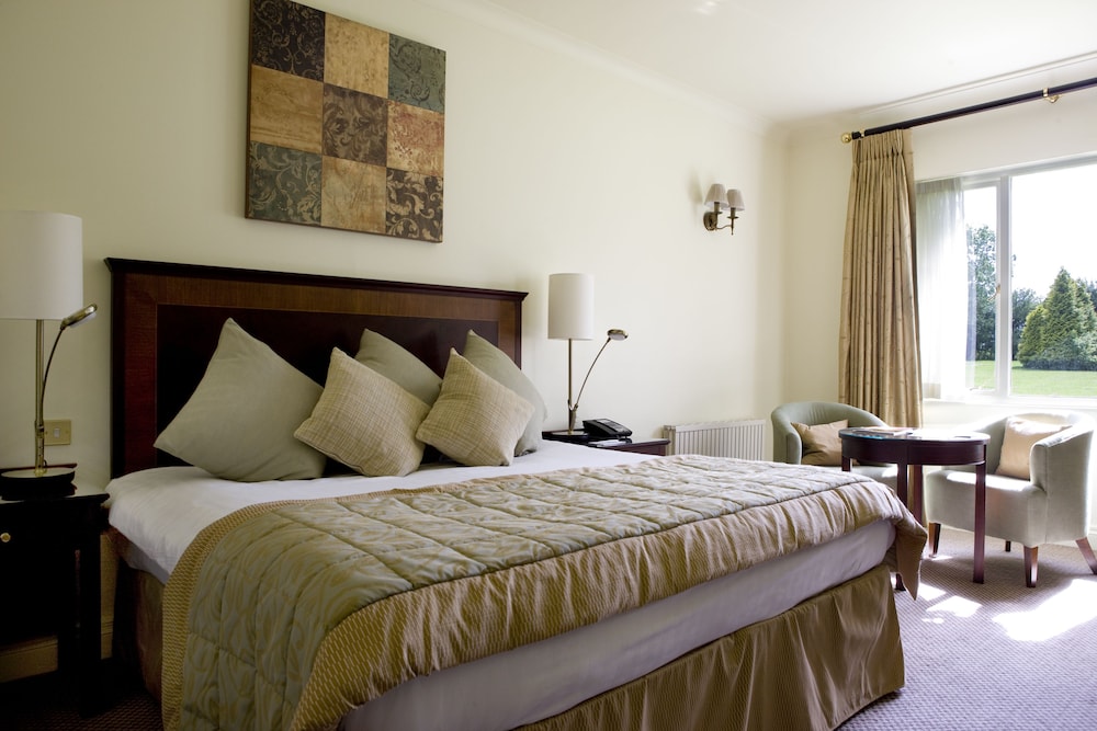 Audleys Wood Hotel 3/50
