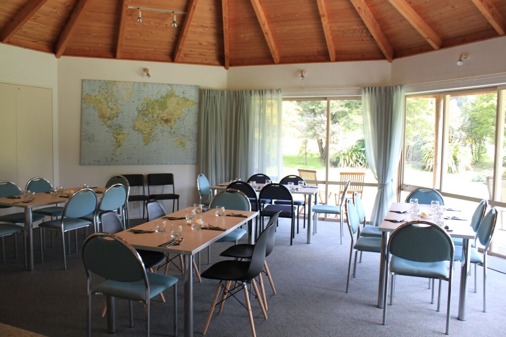 ABEL TASMAN LODGE 44/62