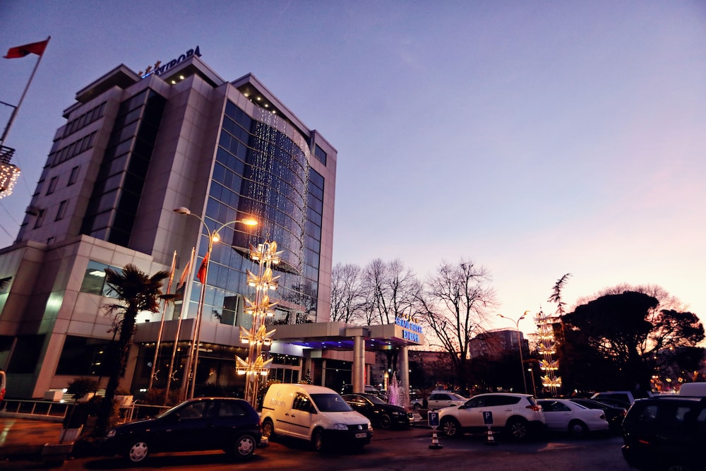 Grand Hotel Europa in SHKODER