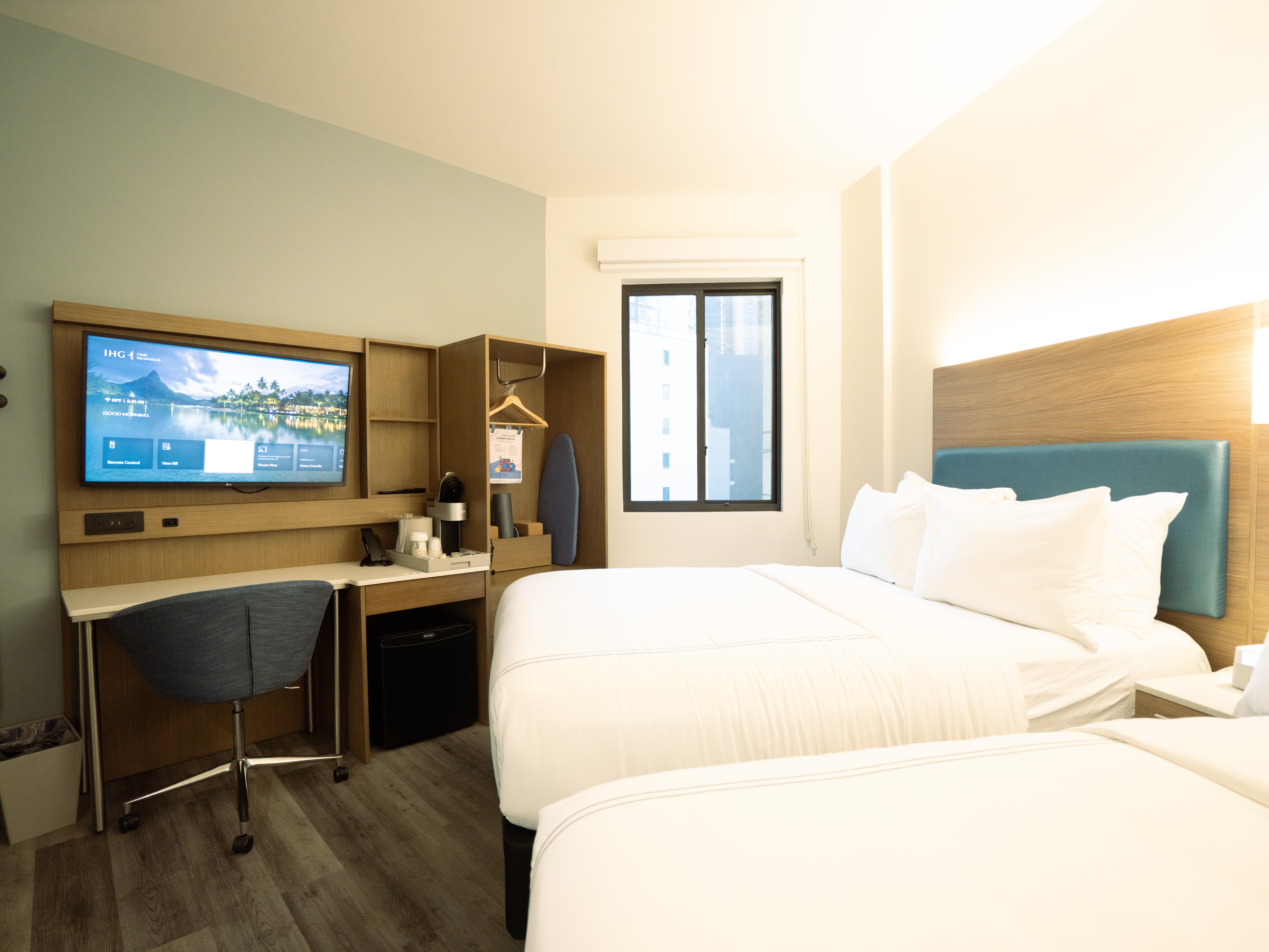 Even Hotels Long Island City New York 11/44