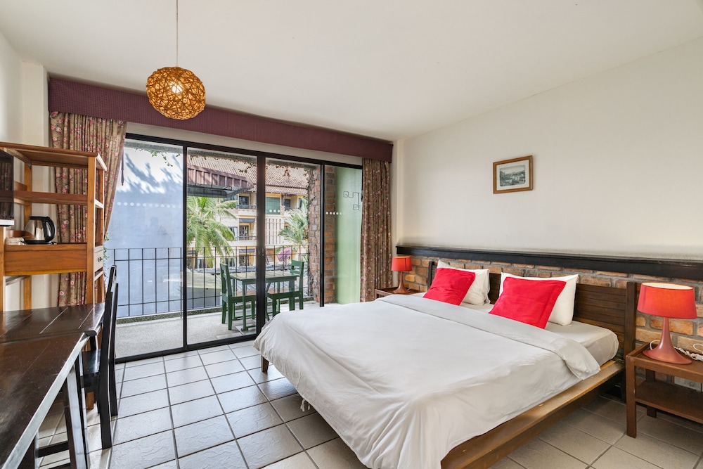 Motive Cottage Resort 25/65