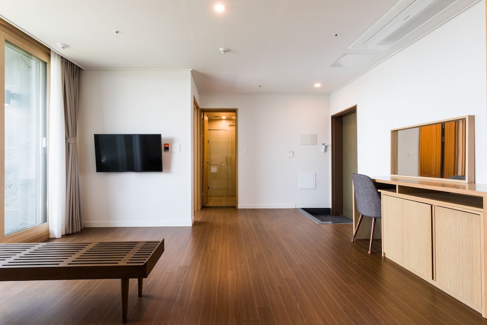 Lemain Hotel 25/32