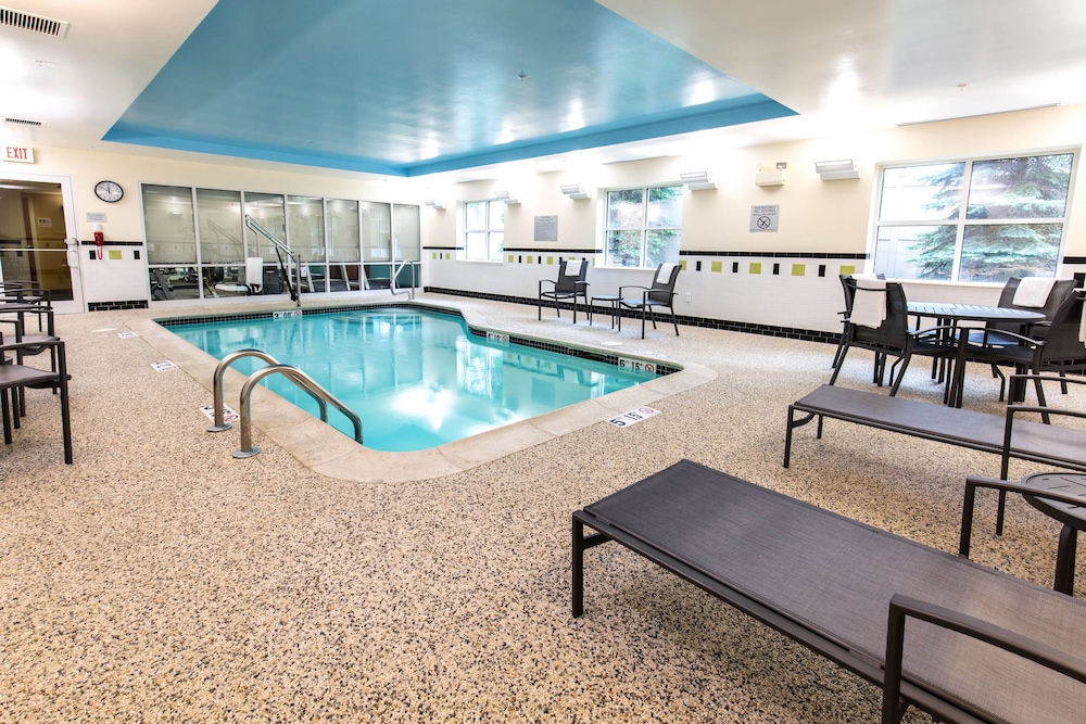 Fairfield Inn Suites By Marriott Portsmouth Exeter 16/28