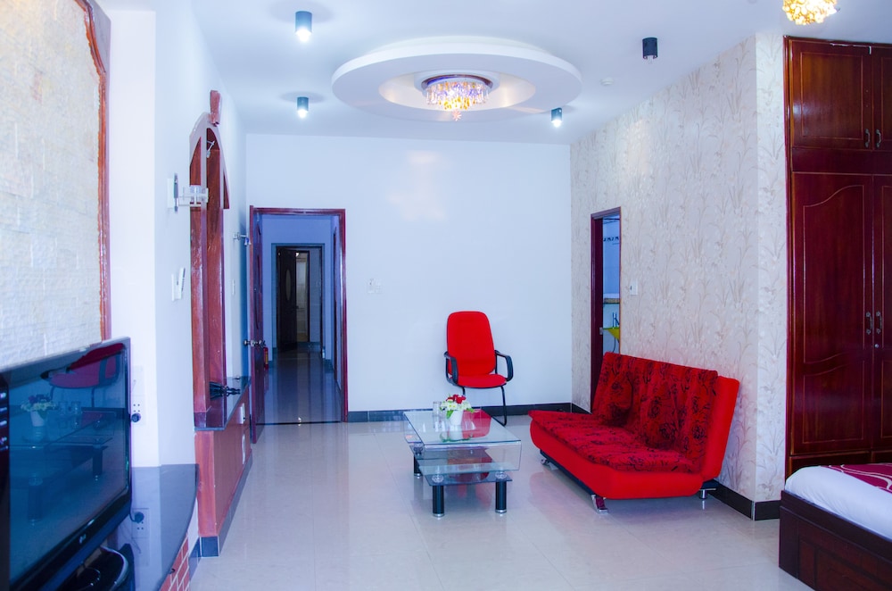 Salina Hotel 35/43
