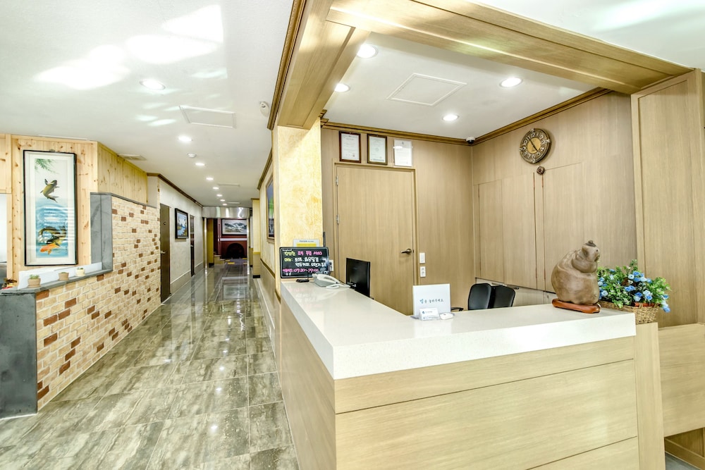 Beach Story Hotel 6/48