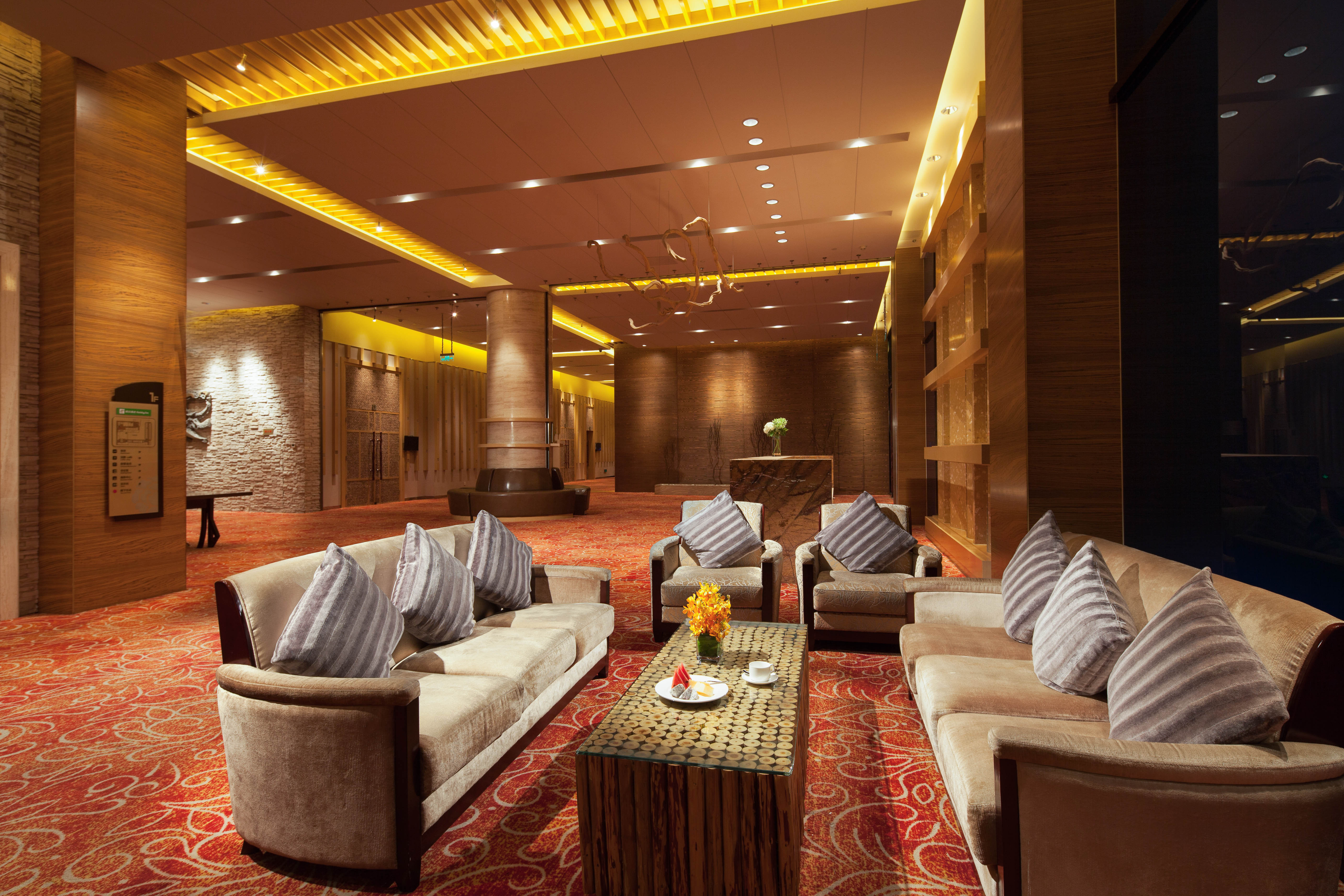 Holiday Inn Beijing Shijingshan Parkview 46/78