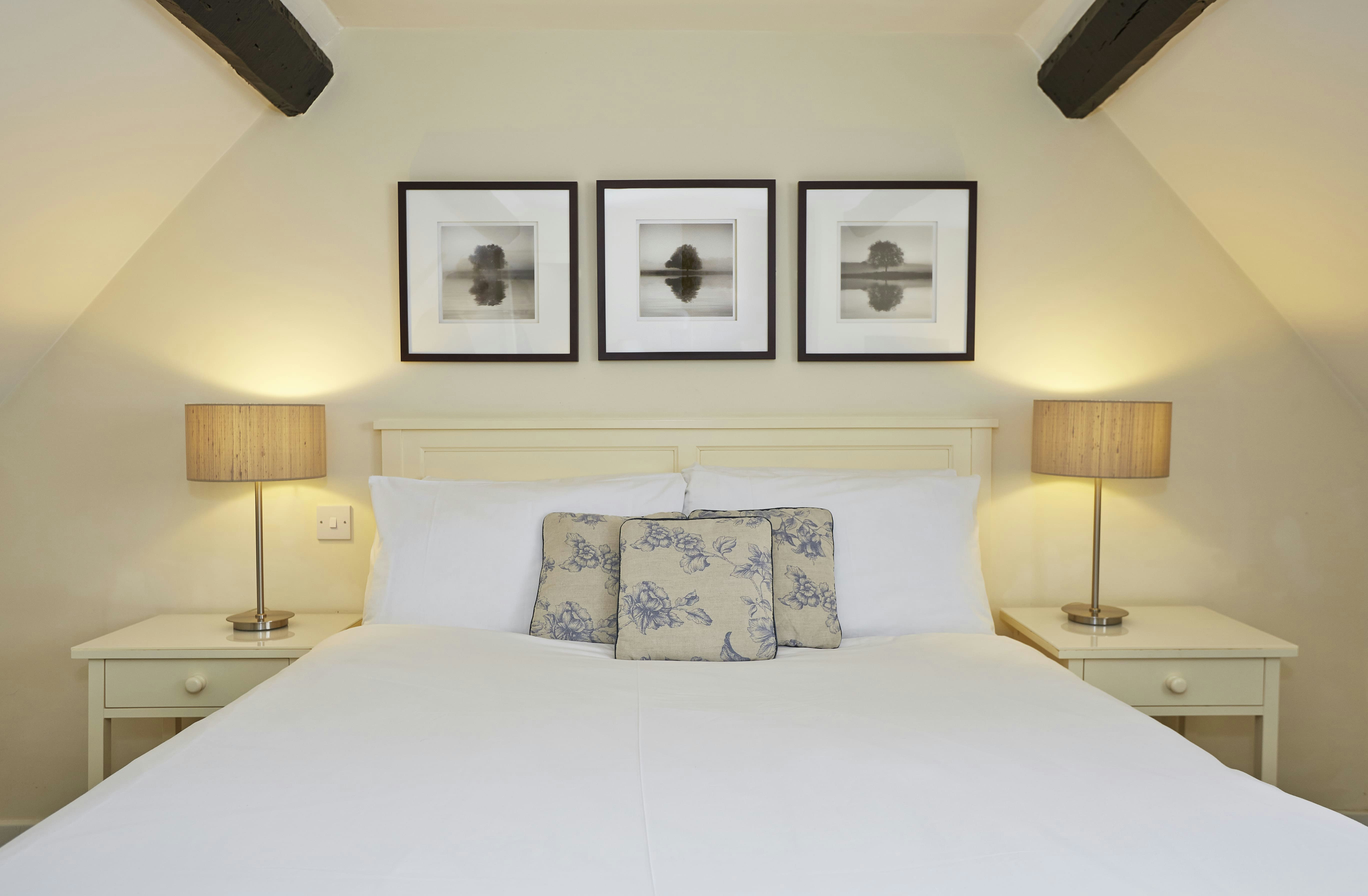 Room, Double Bed, Milsoms Hotel 2/3