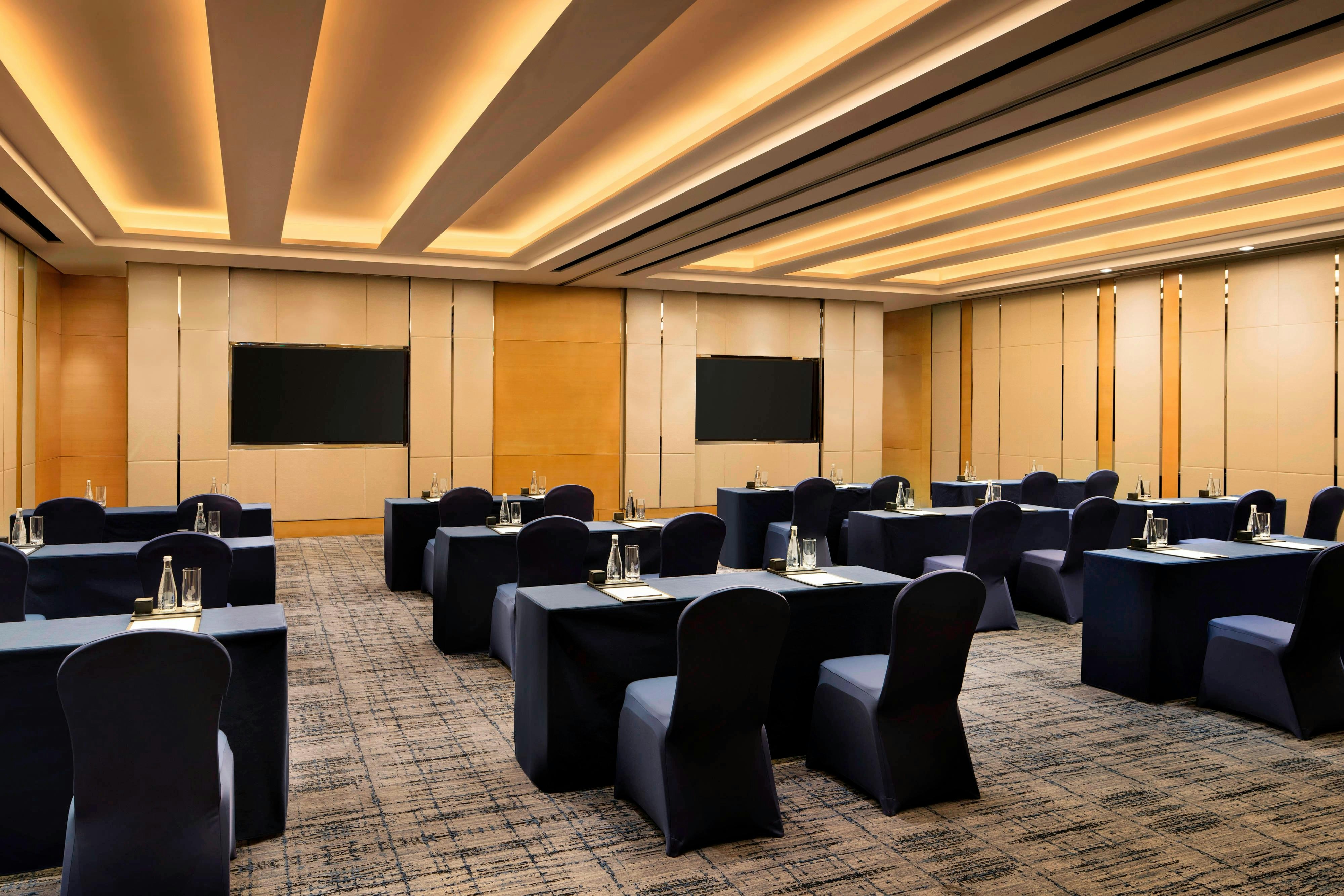 JW MARRIOTT HOTEL CHENGDU 20/26