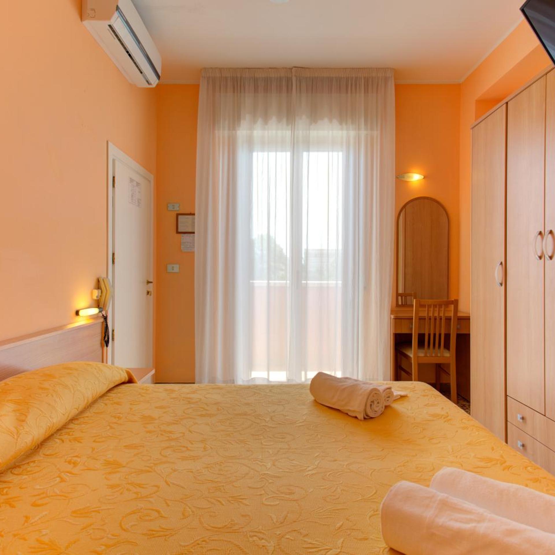 Hotel Nella 15/50