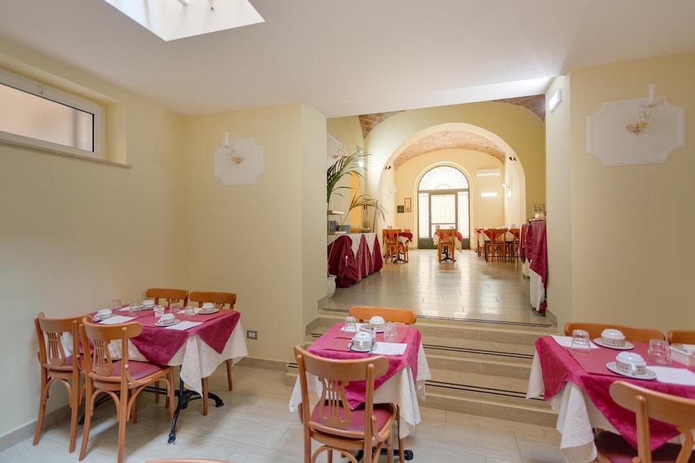 Hotel Romantica 53/60