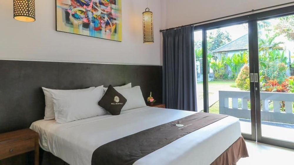 Jungle, Deluxe, King Bed