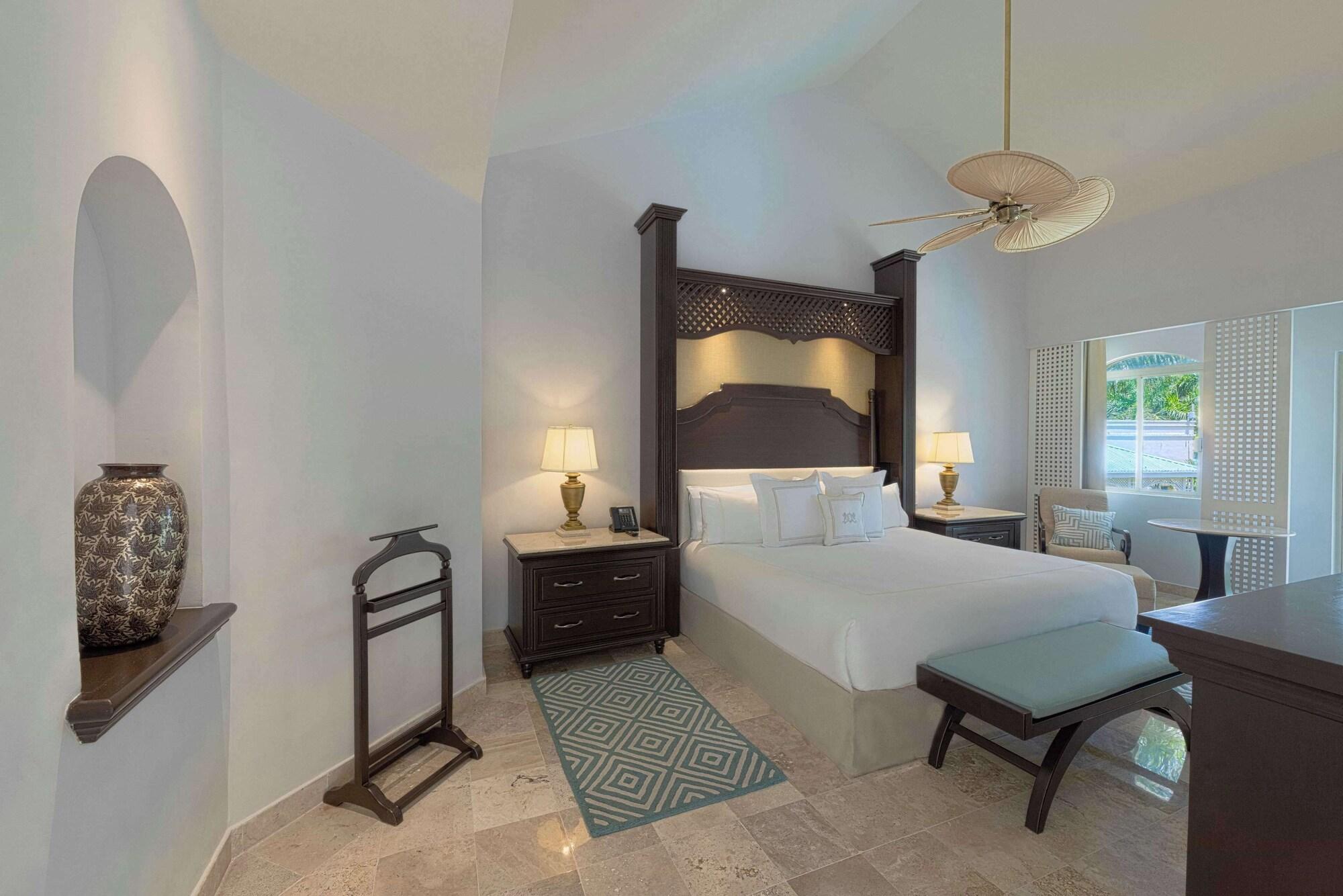 Relax, Pool, Luxury, Royal Hideaway Playacar All Inclusive - Adults Only 3/5