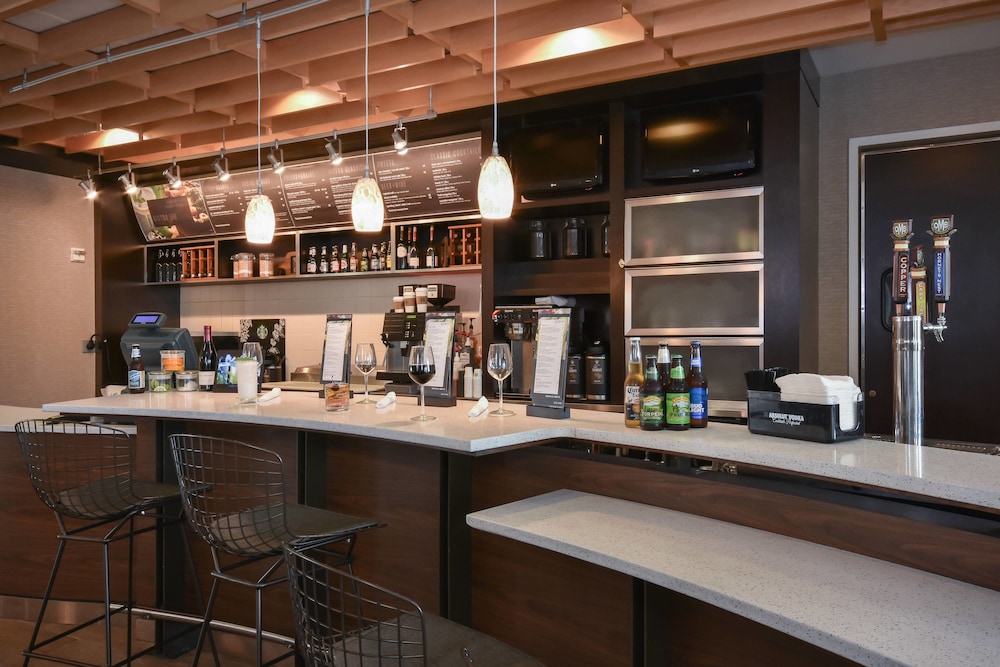 Courtyard Marriott Charlotte Concord 22/37