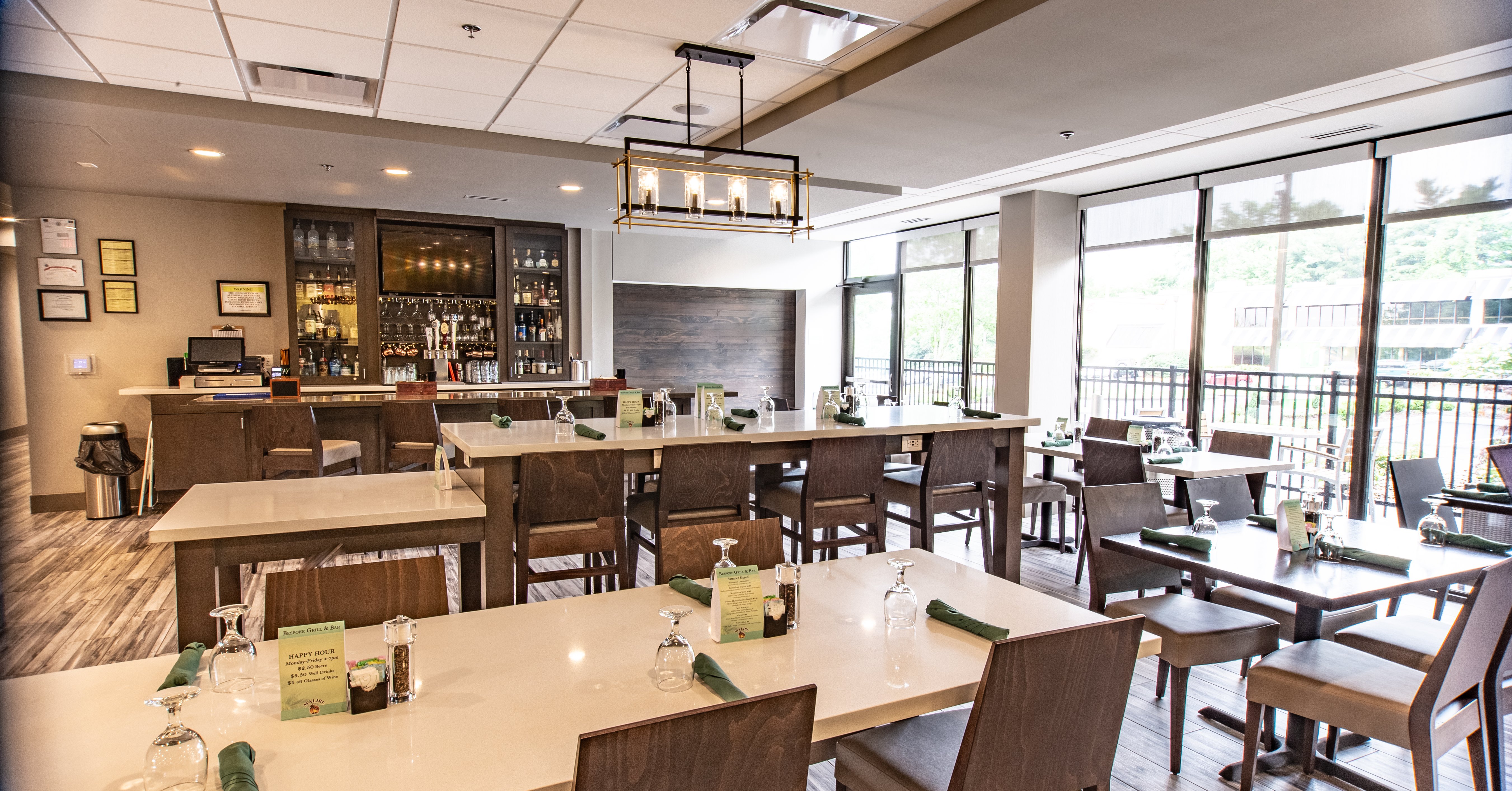 Holiday Inn Knoxville N - Merchant Drive 48/77