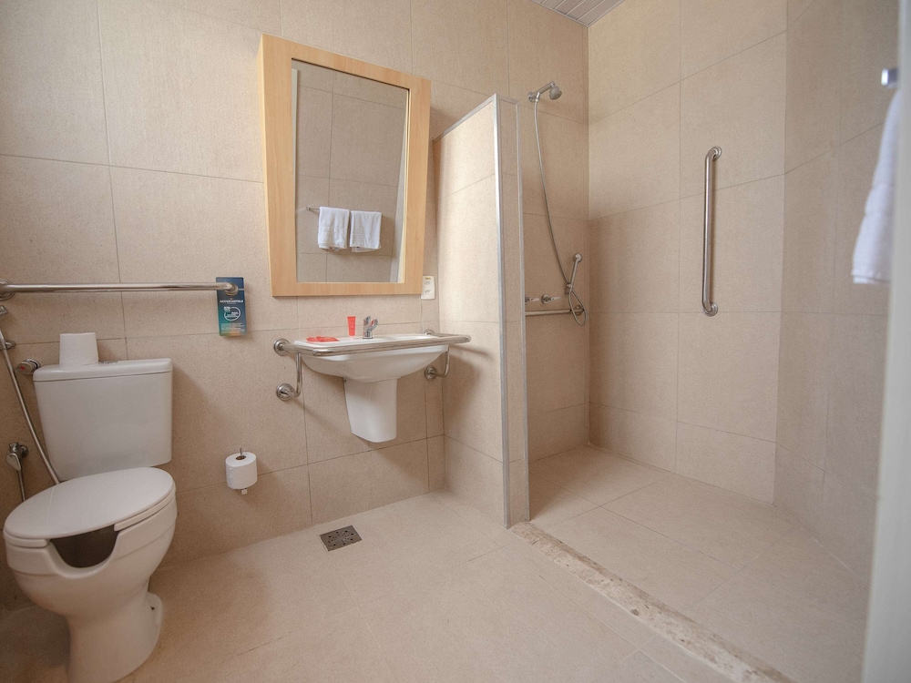 ibis Fortaleza Praia de Iracema 35/67