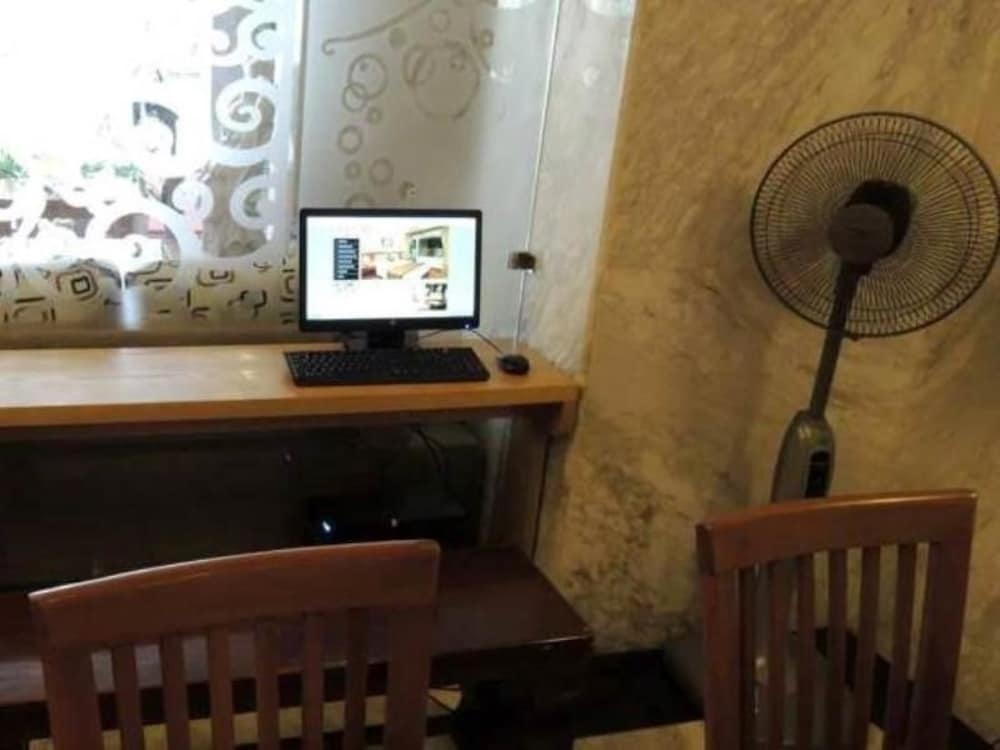 A25 Hotel 221 Bach Mai photo3