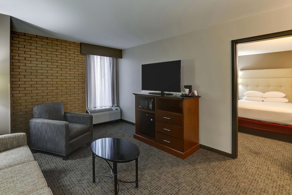 Drury Inn & Suites Columbus Dublin 25/38