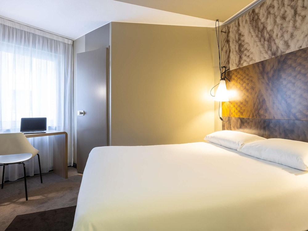 STANDARD, SINGLE BED