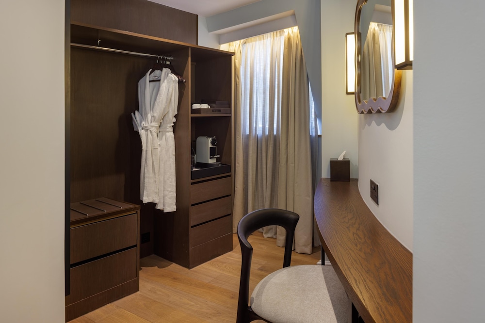 Radisson Blu Hotel London Bloomsbury 43/75