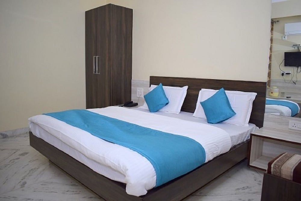 Hotel Gayatri By Sky Stays 5/22