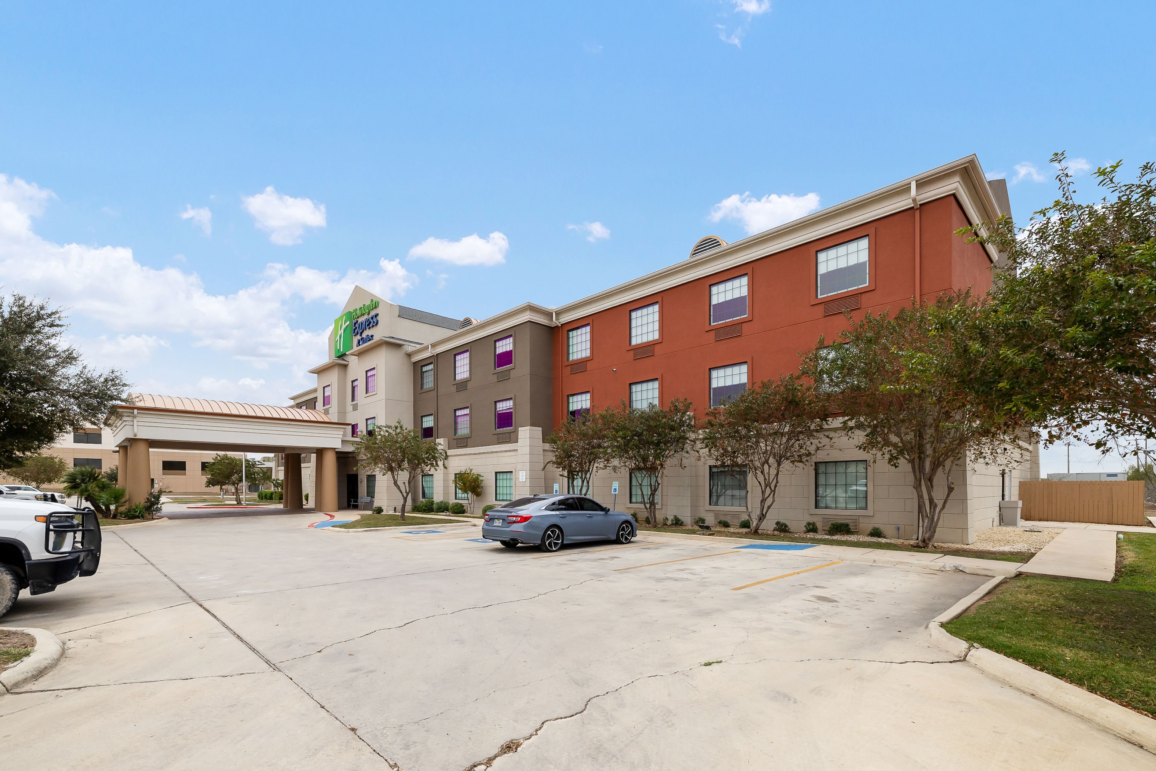 Holiday Inn Express Hotel And Suites Jourdanton Pleasanton 57/58