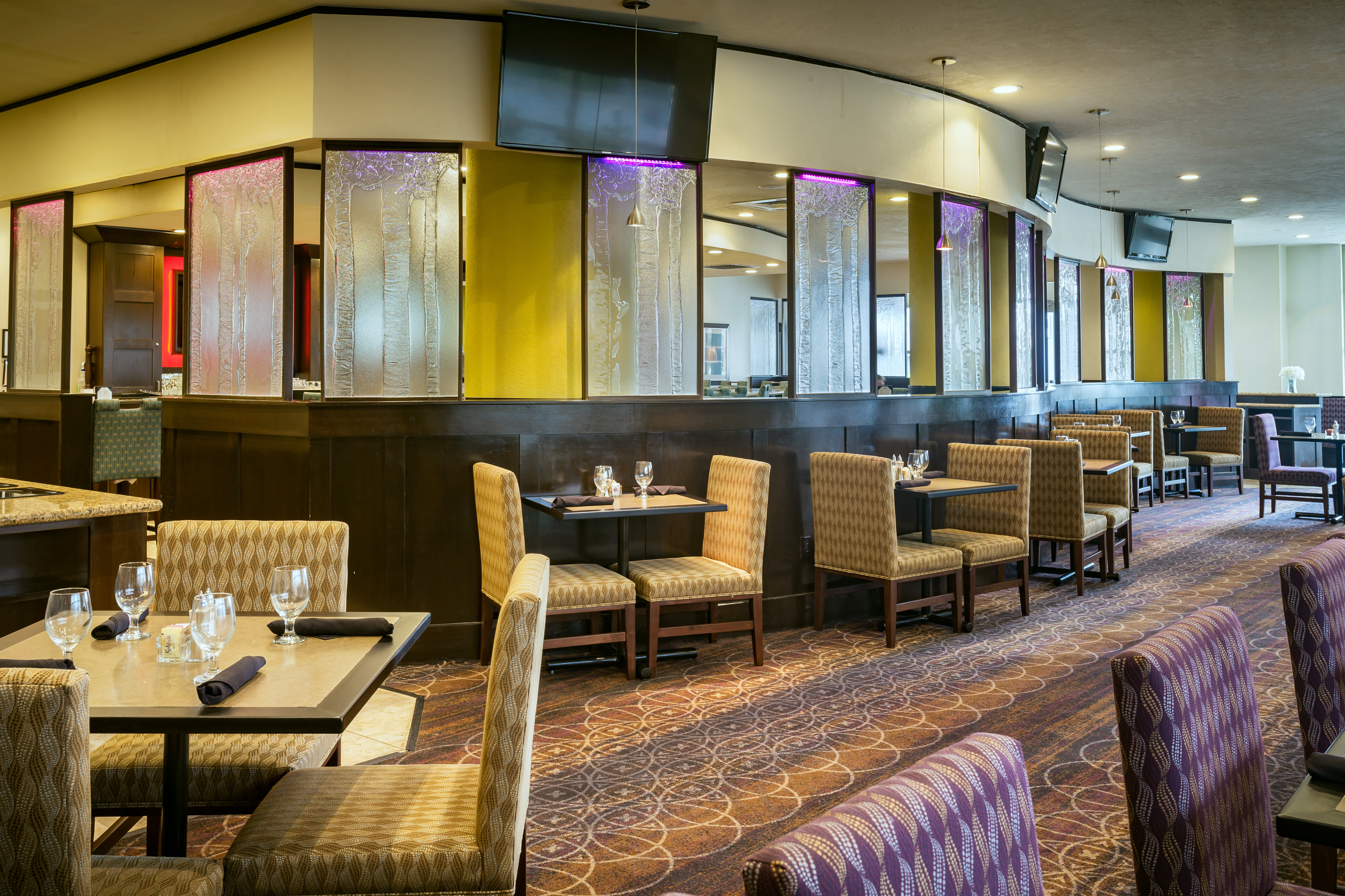 Crowne Plaza Anchorage-Midtown 50/78