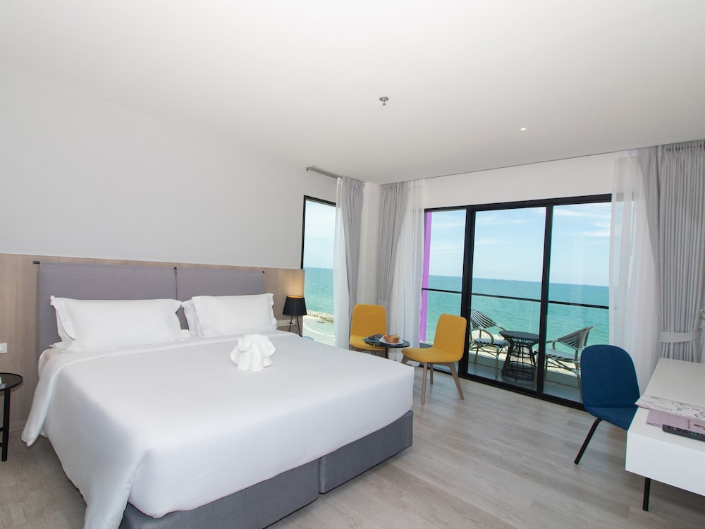 غرفة ديلوكس بسرير مزدوج بإطلالة على البحر، Fortune Saeng Chan Beach Rayong 2/8