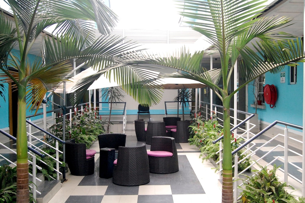 Primal Hotel GRA-Ikeja 47/50