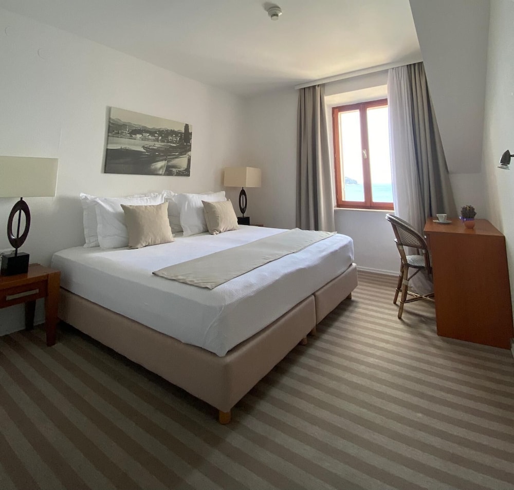 Hotel Glavovic 16/53