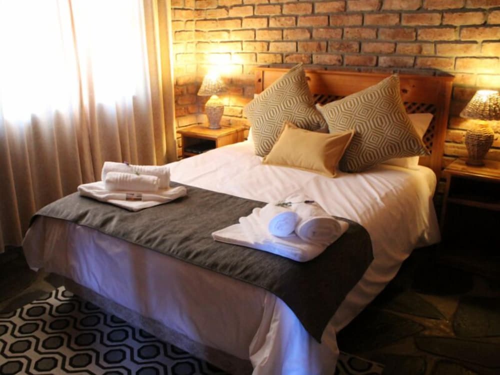 Teri-Lemveli Lodge 6/29