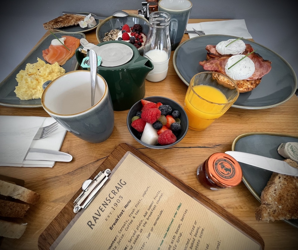 Ravenscraig Guest House B&B 31/50