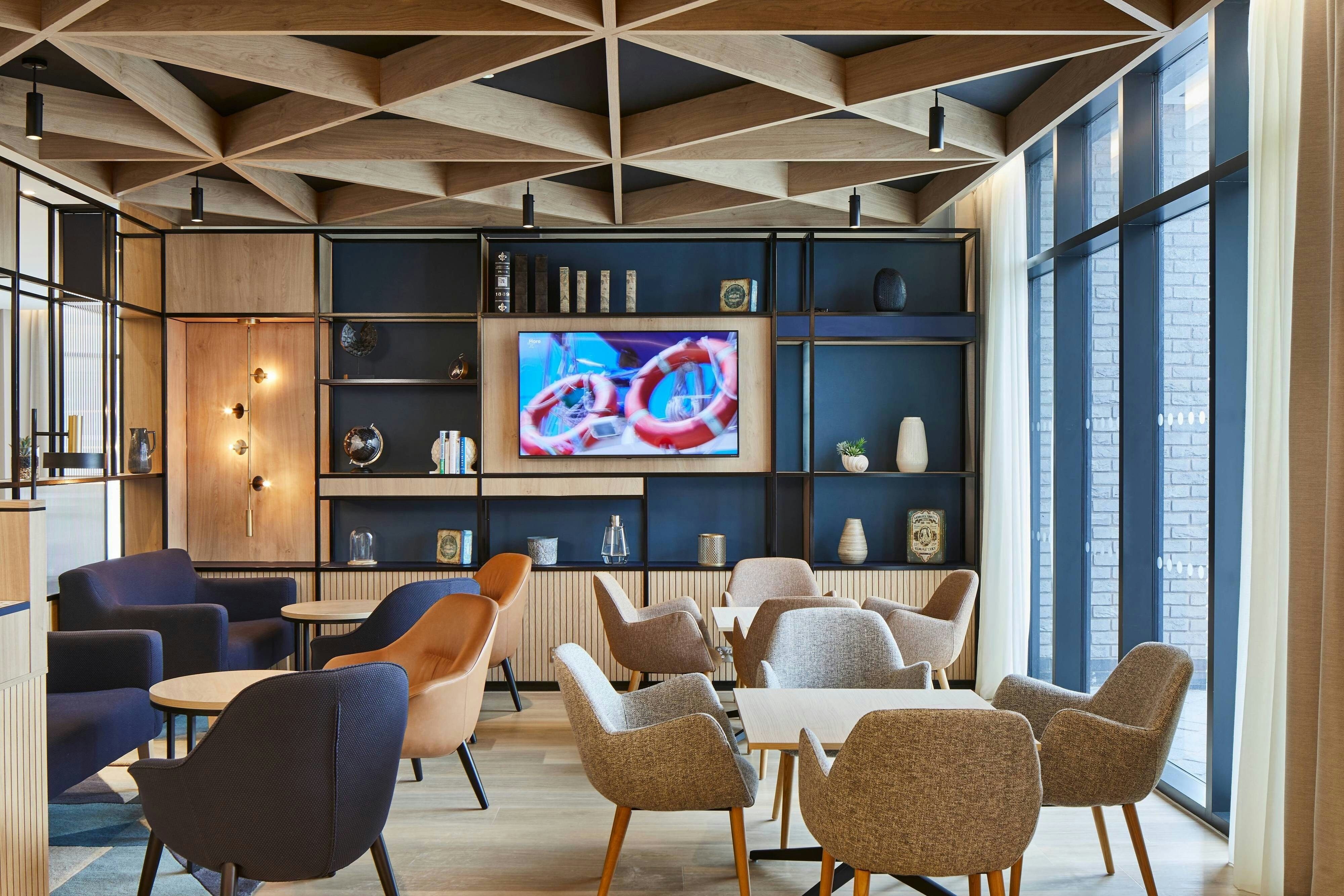 Courtyard by Marriott Keele Staffordshire 16/17