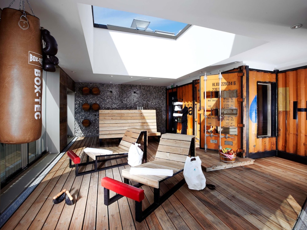 25Hours Hotel Altes Hafenamt 21/68