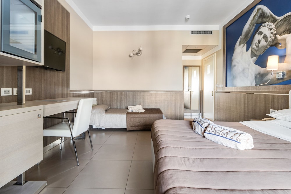 ERACLE HOTEL 17/61