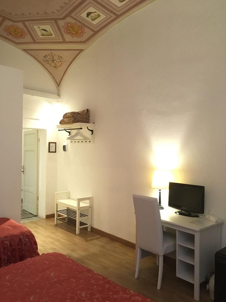 Relais La Corte Dei Cavalieri 33/50