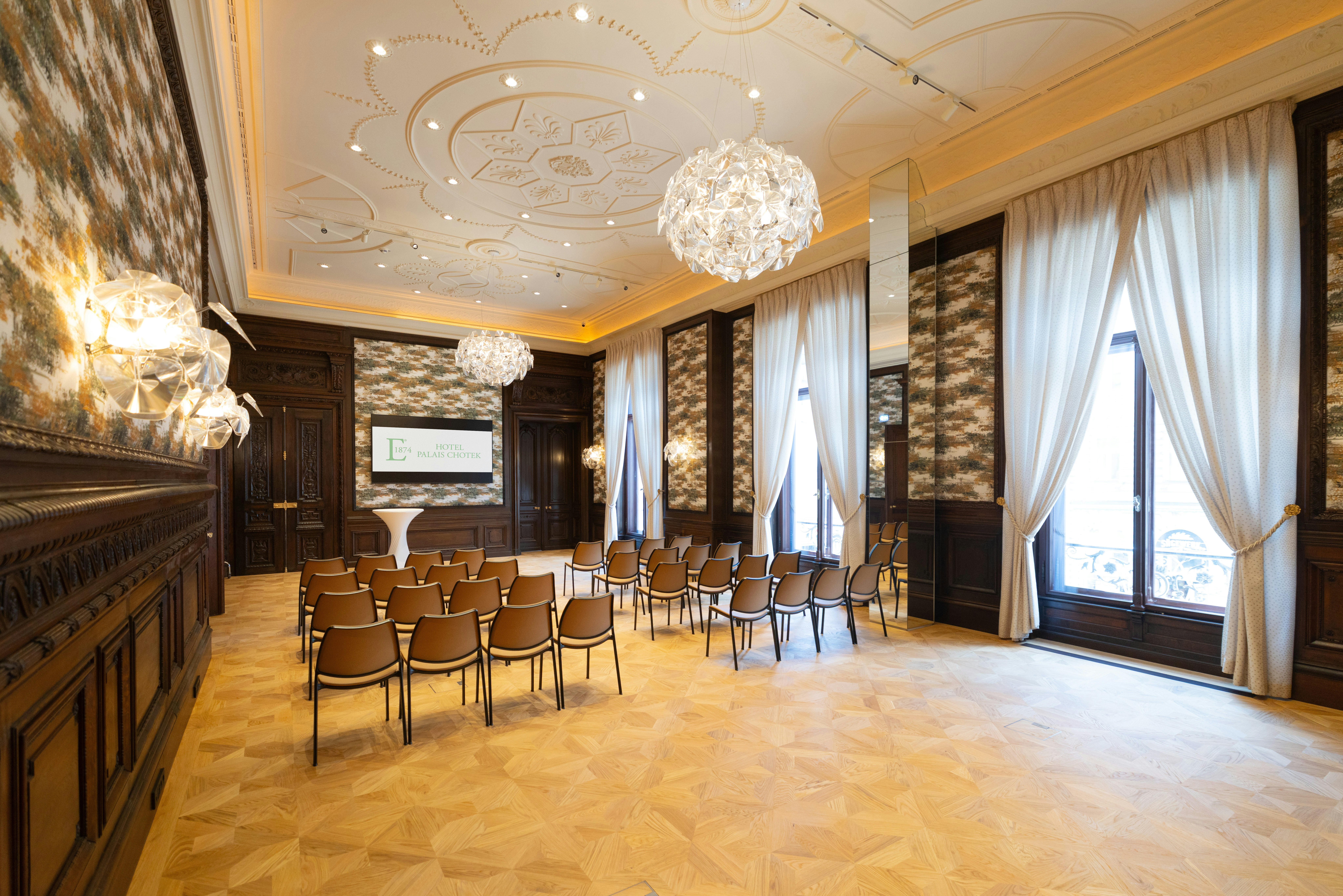 EST Hotel Palais Chotek 56/72