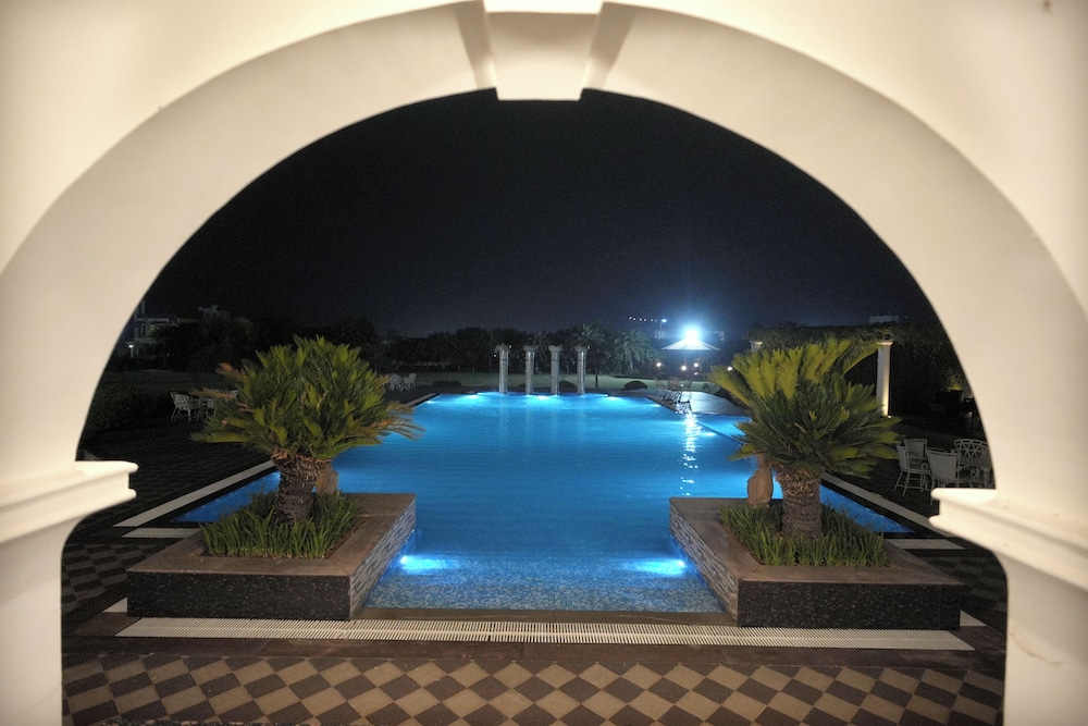 Umaid Farm Resort A Legacy Vintage Stay In Jaipur 22/50