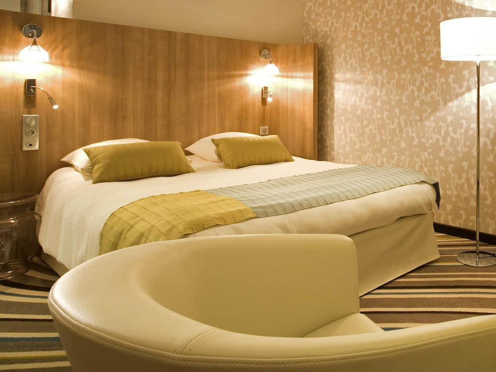 Mercure Angers Centre De Congres 17/65