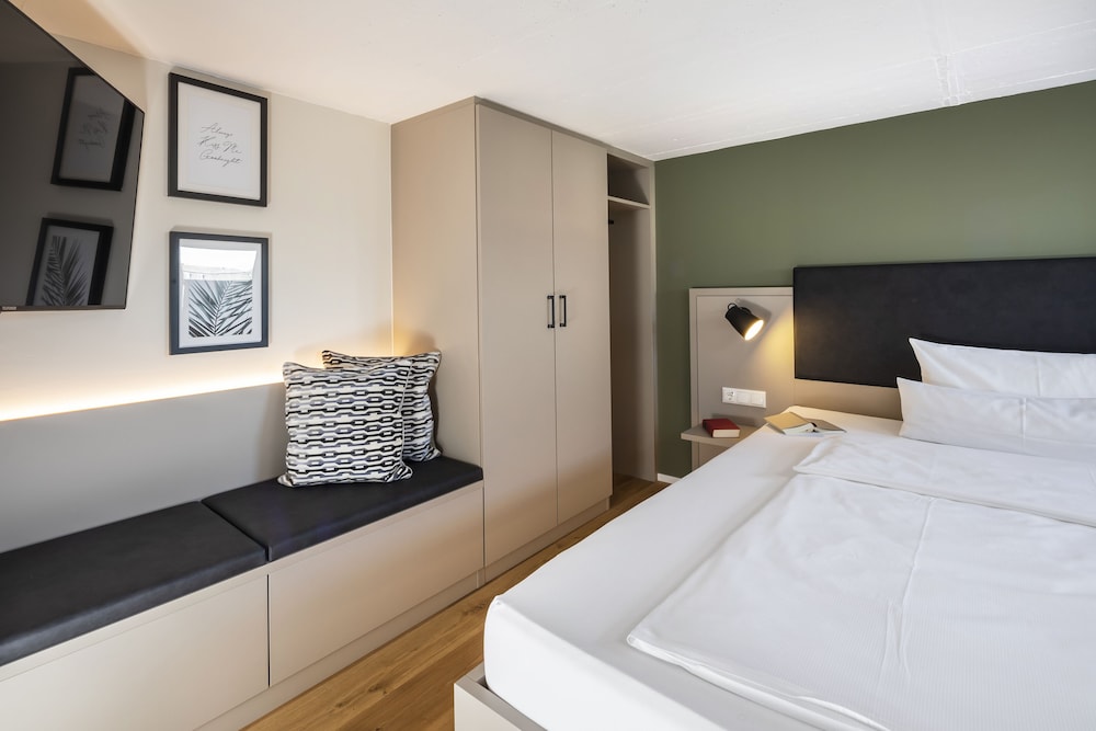 Penthouse, Apartment, King Bed
