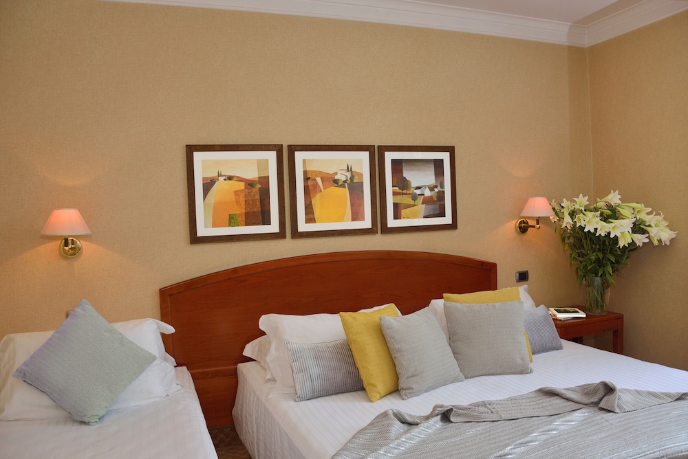 LH Hotel Lloyd Rome 35/53