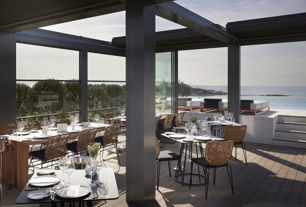 Dusit Suites Athens 49/58