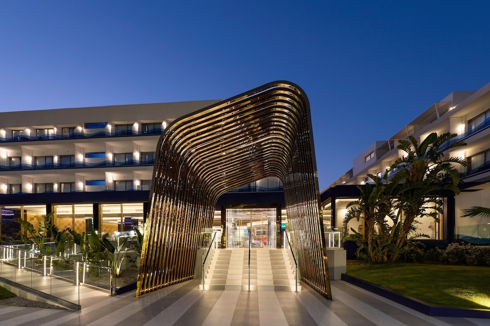 I Resort Beach Hotel & Spa in HERSONISSOS