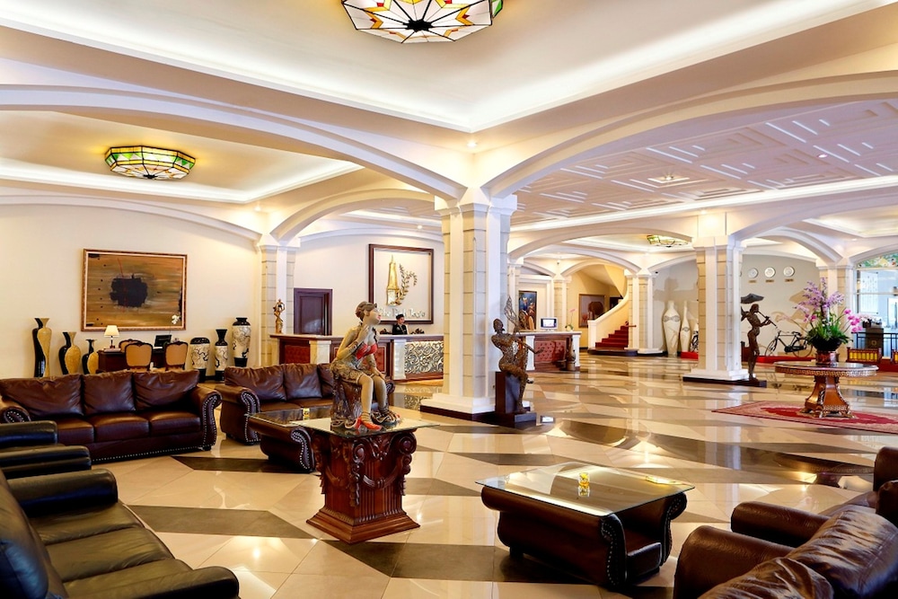 The Rich Jogja Hotel 70/81