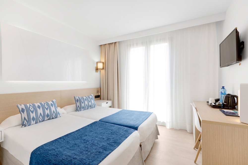 Thb Felip - Adults Only 24/65