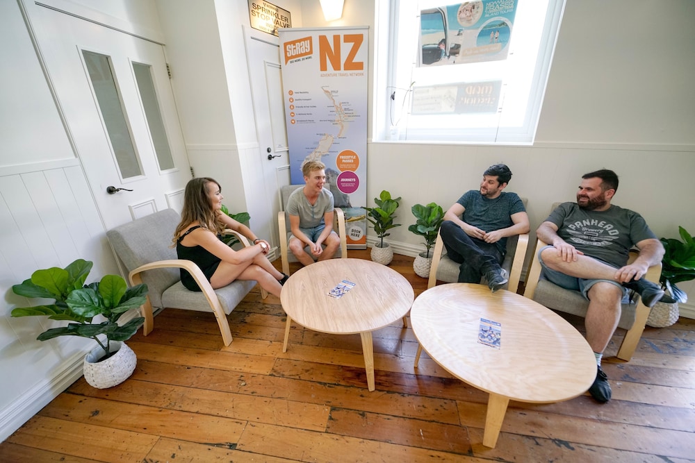 Nomads Capital Backpackers Wellington- Adults only 41/63