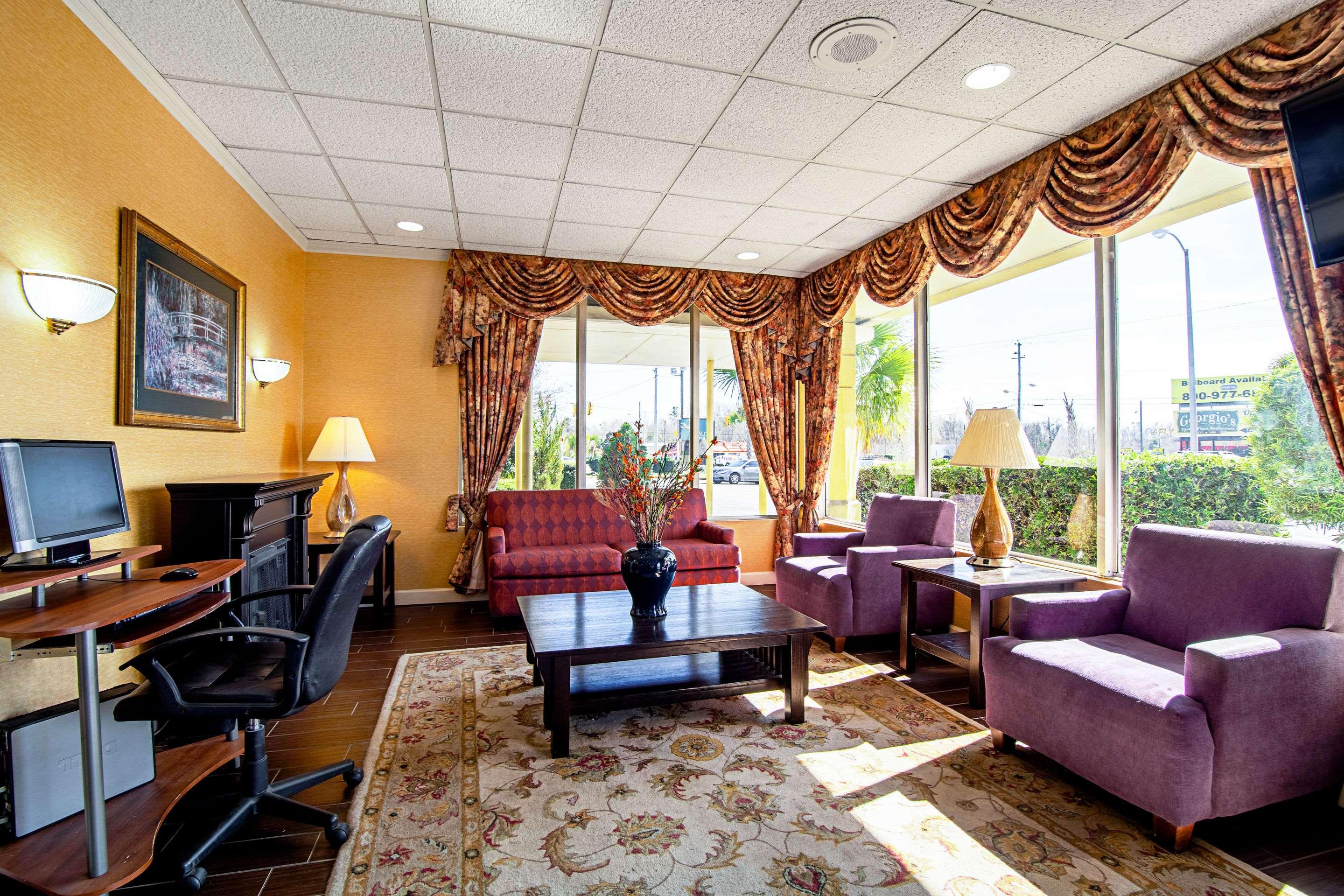 Quality Inn 21/28