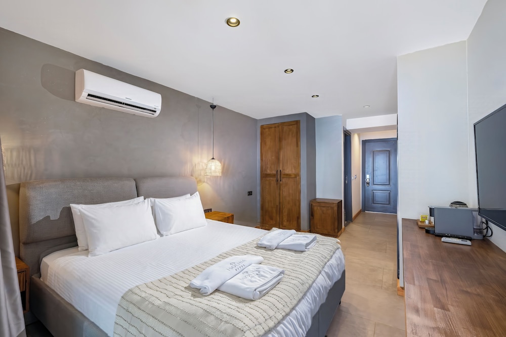 Isolina Hotel 18/59
