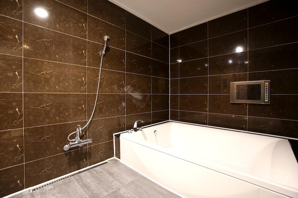Hotel Cullinan Yongin 36/62
